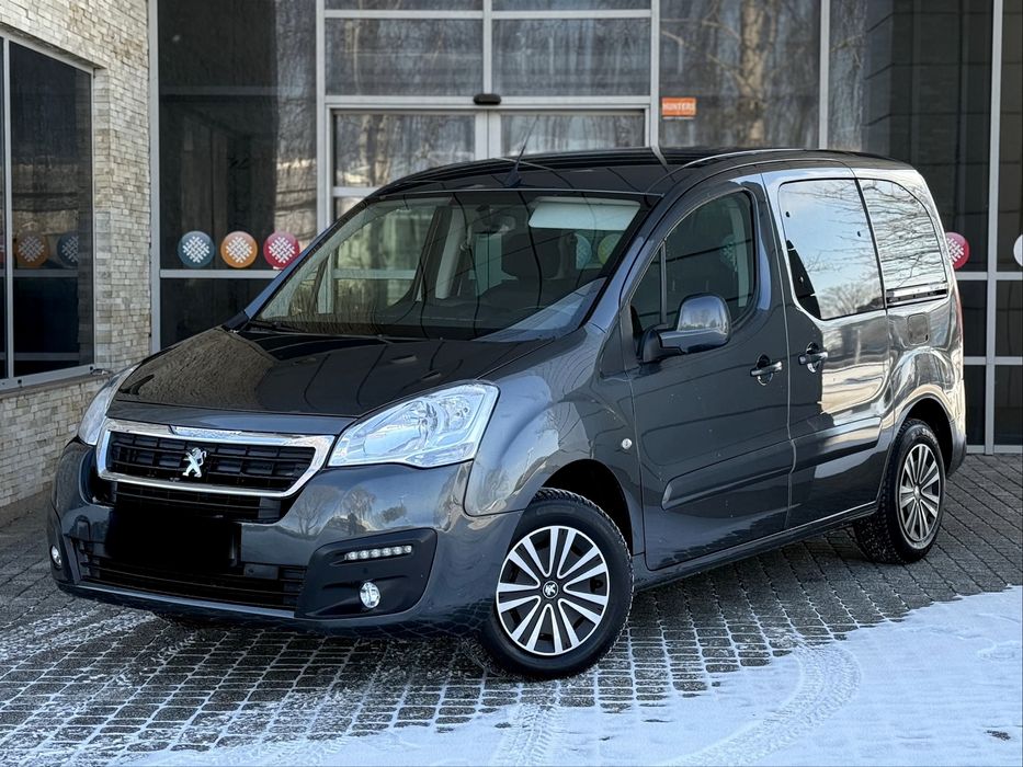 Peugeot Partner 1.2 Benzynka 110Km *2017R*2xDrzwi*Navi*Kamera*Zadbany