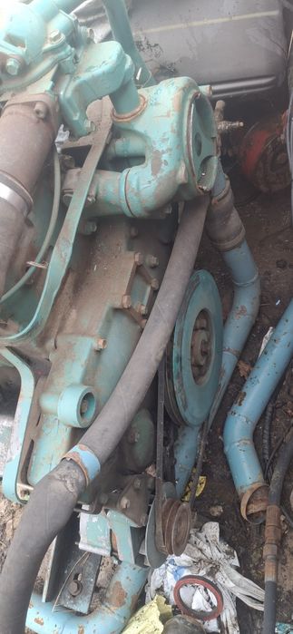 Silnik Volvo D71 z sieczkarni Mengele