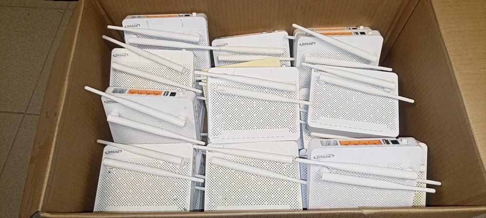 10x Dasan H660 GW GPON ONT 4x GE router NAT, Wifi 2.4GHz