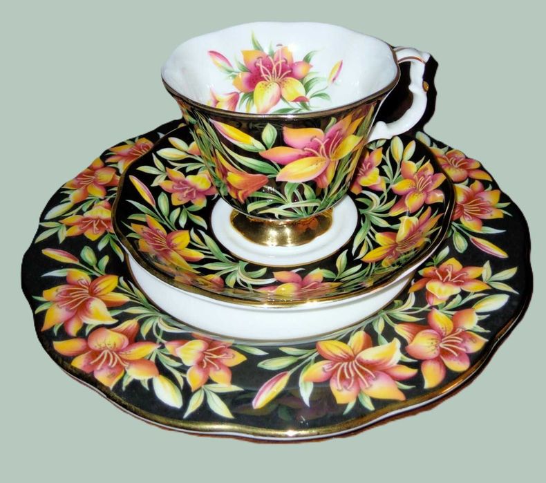 Conjunto Royal Albert - Coleção Flores Provinciais - Lírios do campo