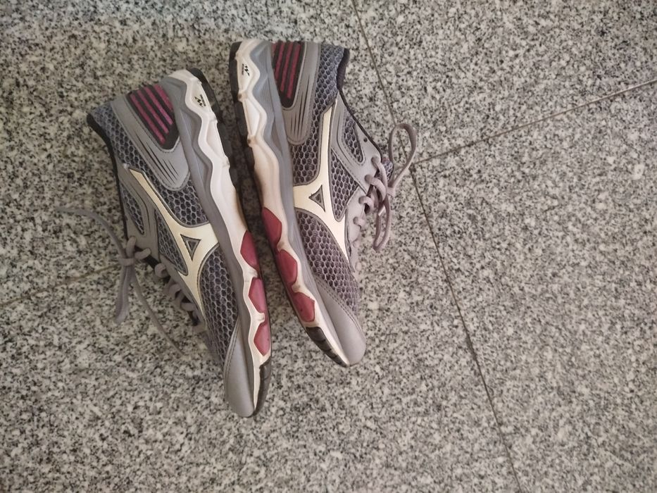 Tenis confortável original. T 35/36