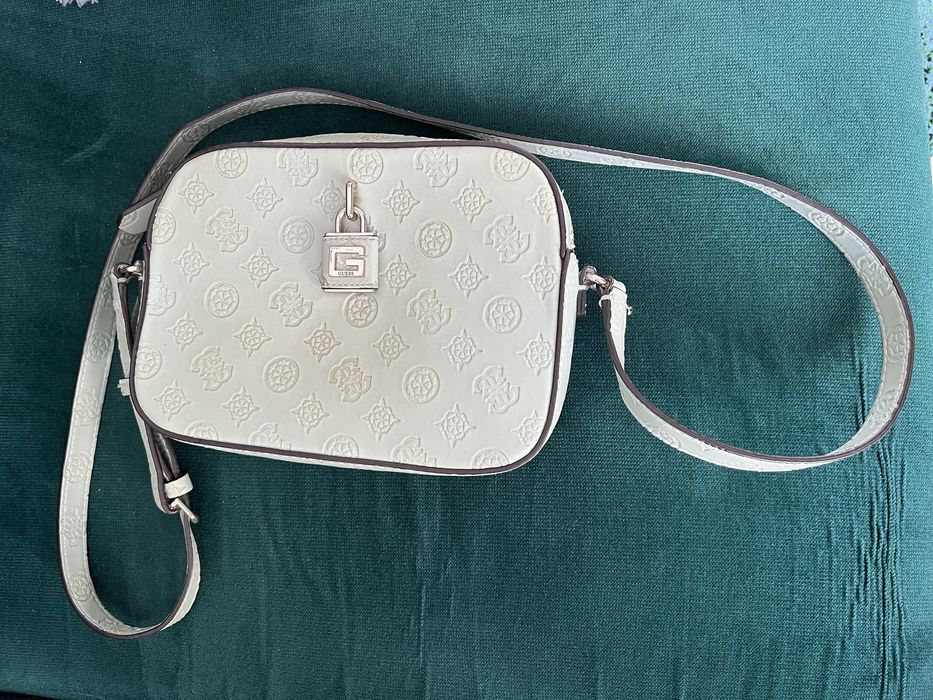 Torebka Guess listonoszka kolor miętowy