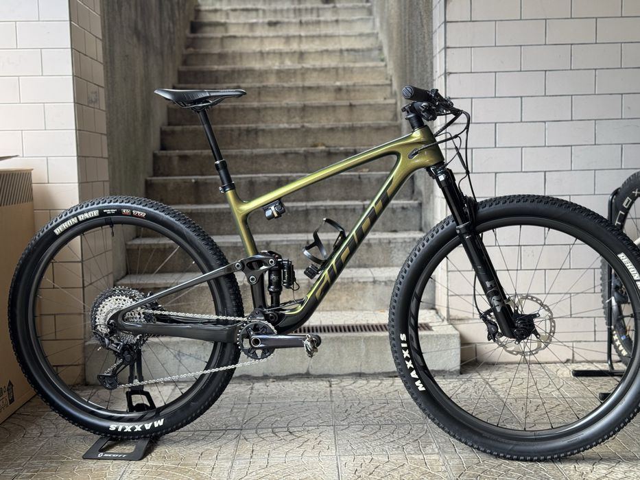 Bicicleta Giant Anthem PRO 1 Carbono