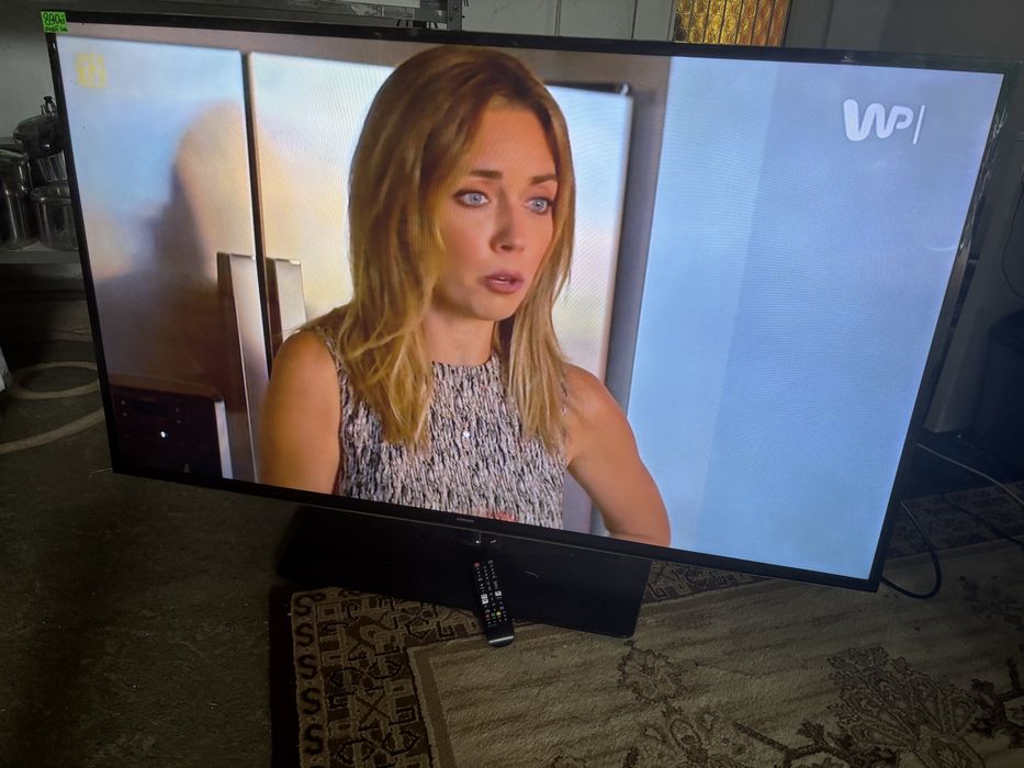 Telewizor Samsung 60 cali z pilotem przywieziony z Niemiec