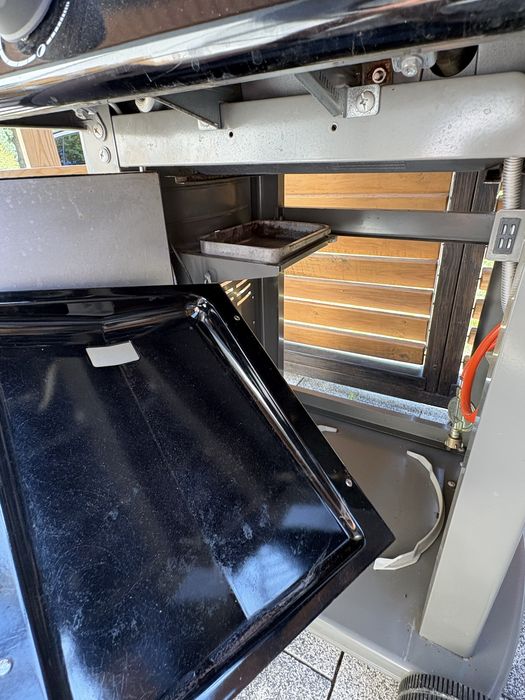 weber spirit 210 – 2 sztuki po kompletnym odświeżeniu