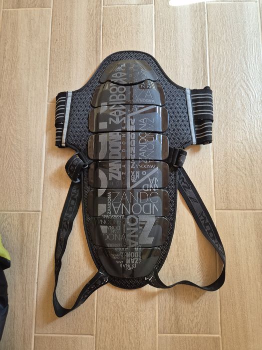 Продам захист спини  мото,вело,лижний захист