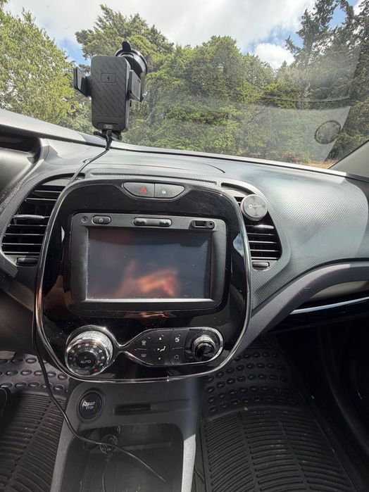 Renault Captur 0.9 TCe (90 cv) Bi-Tom – 2015 – 171.000 km - Estimado