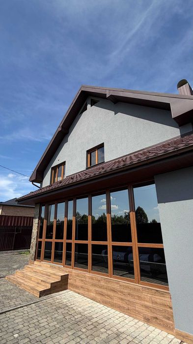 Продаж готового будинку з ремонтом в Угриневі | 23 сотки
