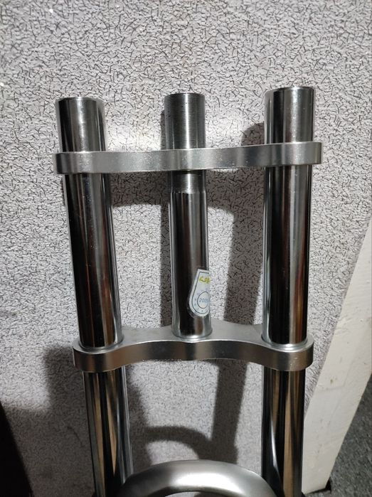 Вилка двух корна