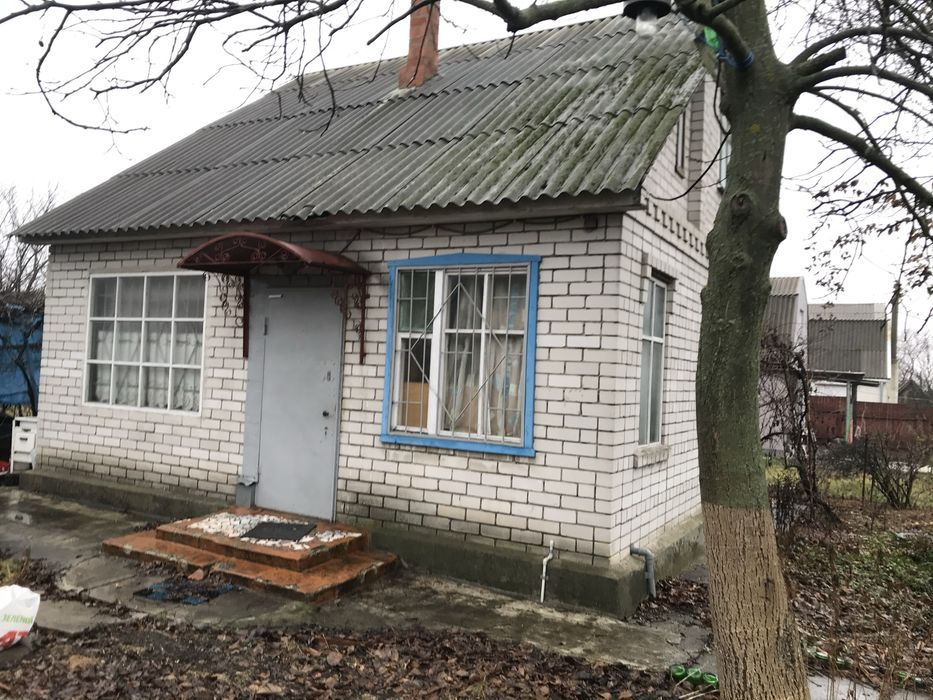 Продам дом . Два этажа