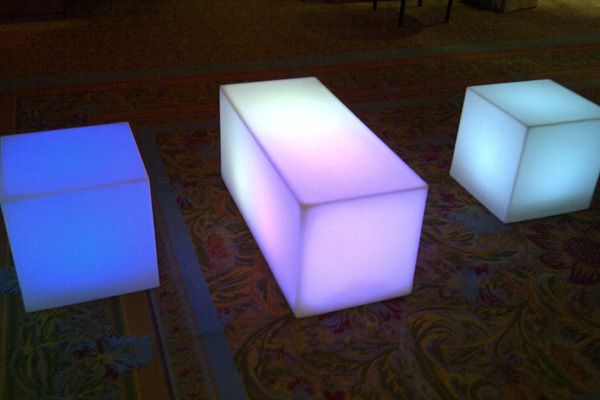 Banco puff mesa led com luz