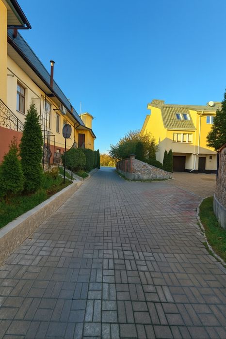 ОРЕНДА ПЕРША ЗДАЧА 2-кім. квартири, Можна з тваринкою