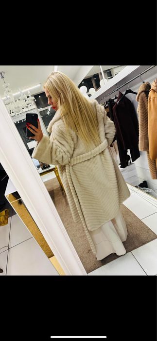 Kozuch damski szary kolor