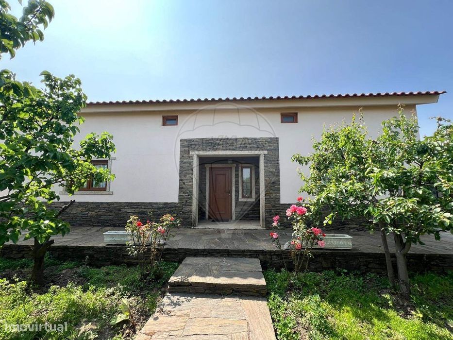 Moradia T2 para venda