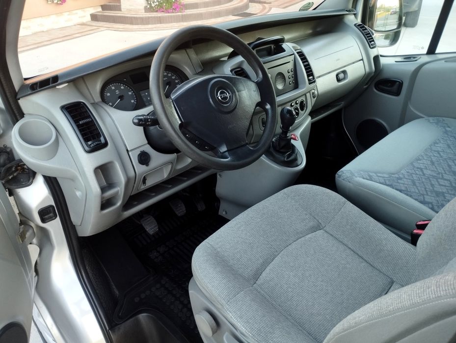 Opel Vivaro A 1.9 CDTI 2005 rok 9-osobowy