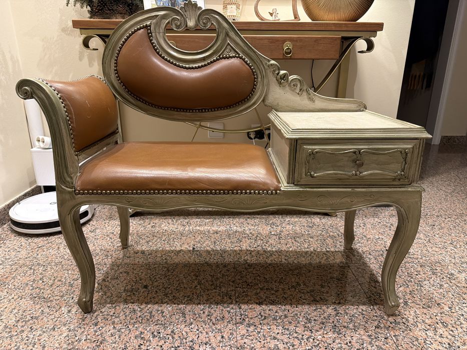 Banqueta antiga para recuperacao