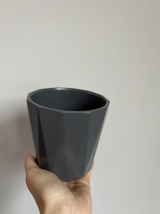 7 sztuk Oslonki/Doniczki 10,5 cm