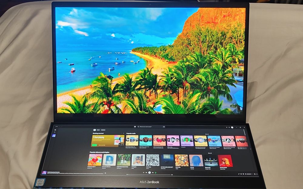 Asus Zenbook Pro Duo 4K OLED