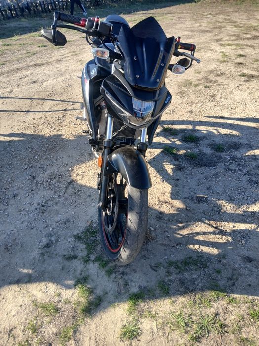 Suzuki gsxf 125 impecavel