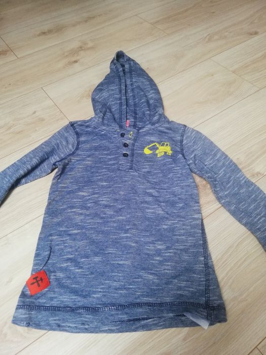 Bluza z kapturem rozm. 116