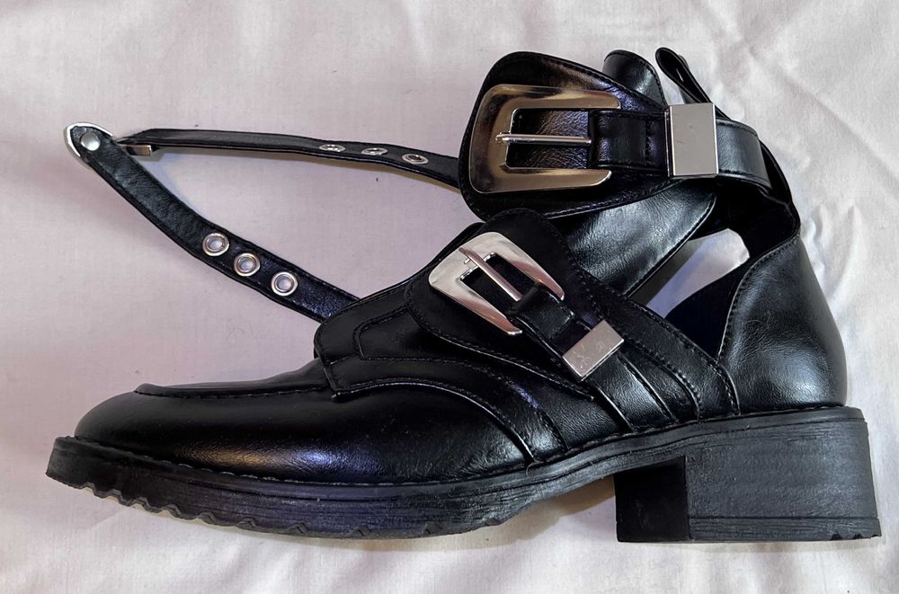 Жіночі черевики DeeZee