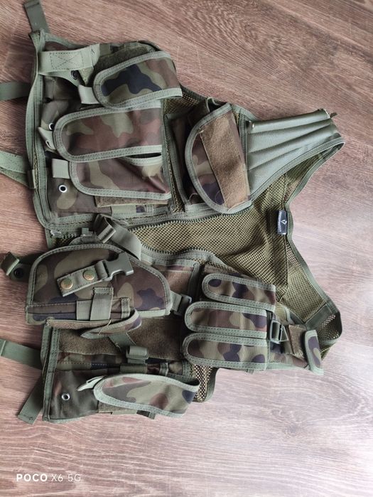 Kamizelka wojskowa Dominator używana uszkodzona z kaburą