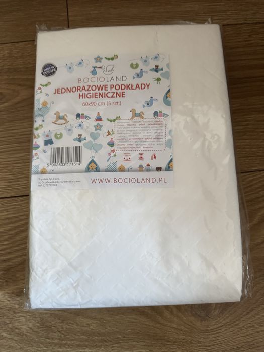 Podklady jednorazowe higieniczne do przewijania 60x90 cm 5 szt Nowe