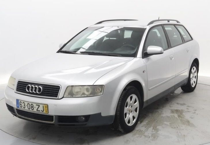 Audi A4 Avant 1900 TDi  PD  130cv - Sport