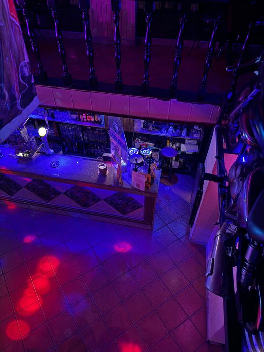 Trespassa-se bar totalmente operacional