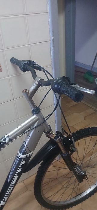 Bicicleta  preta