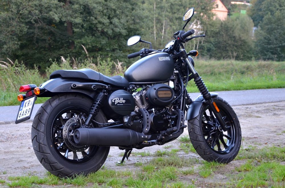 HYOSUNG GV 125 S Przebieg 2700 km Jak nowy