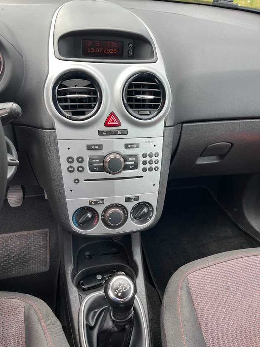 Opel Corsa 1.2 80cv Sport