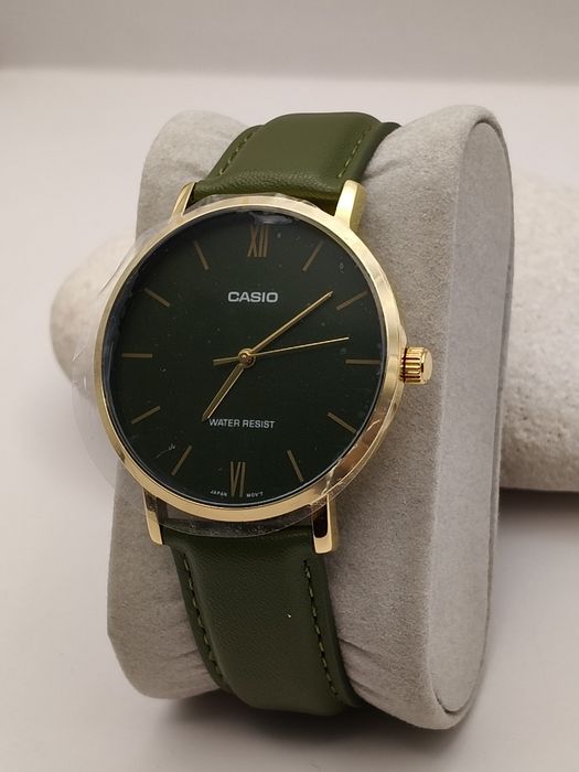 Zegarek Damski Casio Nowy