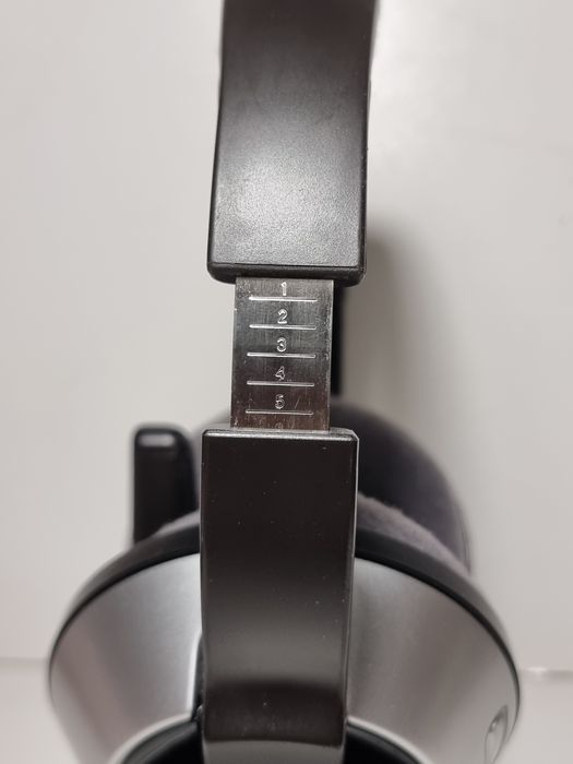 Наушники беспроводные Philips SHC8525/05