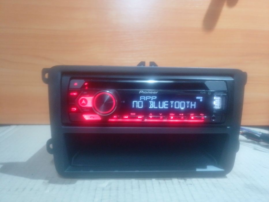 Автомагнітола Pioneer DEH-S320BT Bluetooth, USB, AUX, CD
