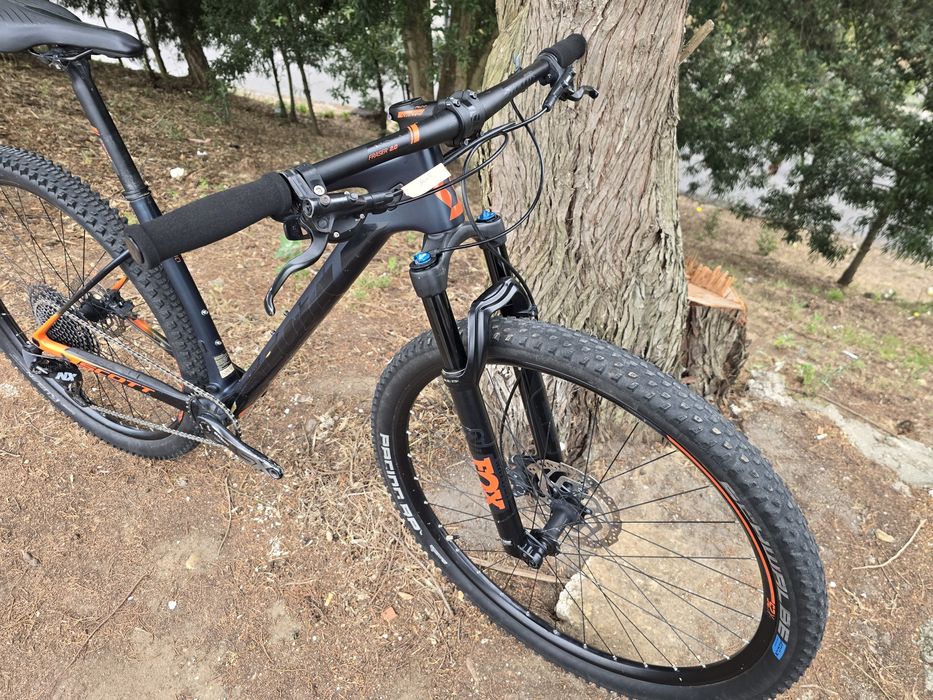 Scott scale m 29 12x1v com fox