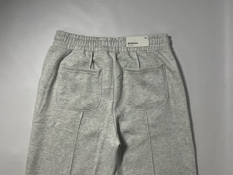 Сірі широкі спортивки Bershka baggy sweatpants штаны серые бершка
