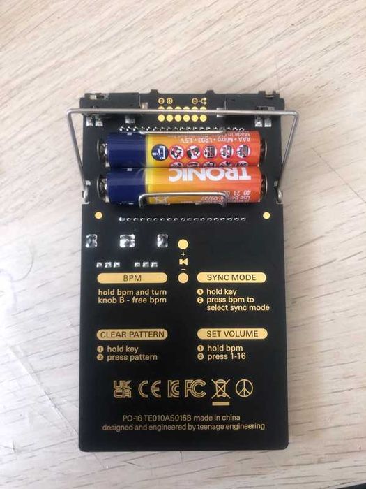 Teenage Engineering PO-16 Factory - Pocket Operator