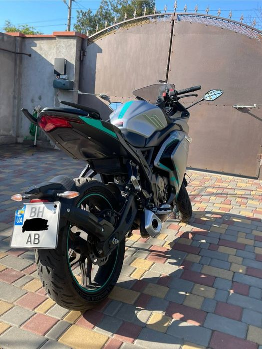 Мотоцикл VOGE 300 RR (LONCIN GP300]