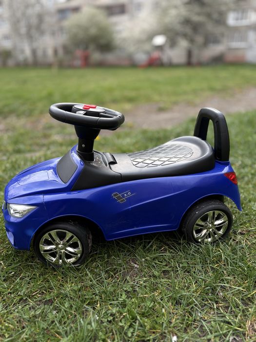 Дитяча машинка каталка-толокар