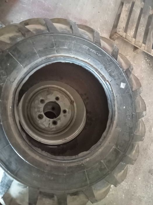 REFP10C 1 pneu Bulgaria 26x12-12 PR8 trator reboque