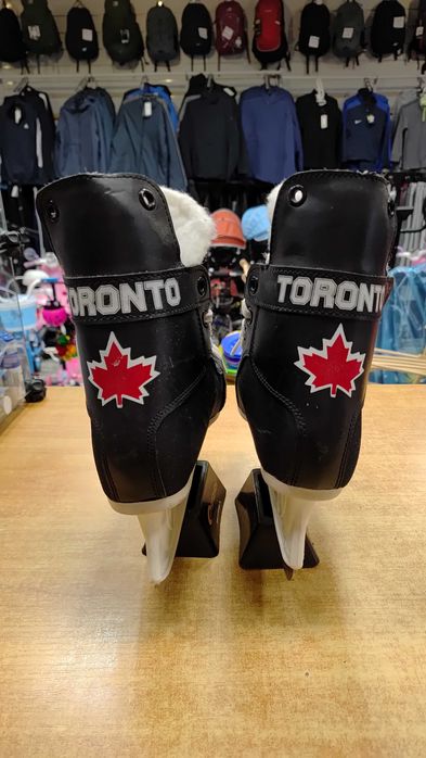 Łyżwy hokejowe TORONTO Trex ( rozmiar 37 )