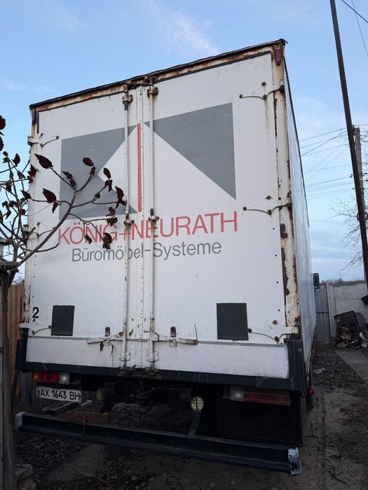 Авто Mercedes-Benz