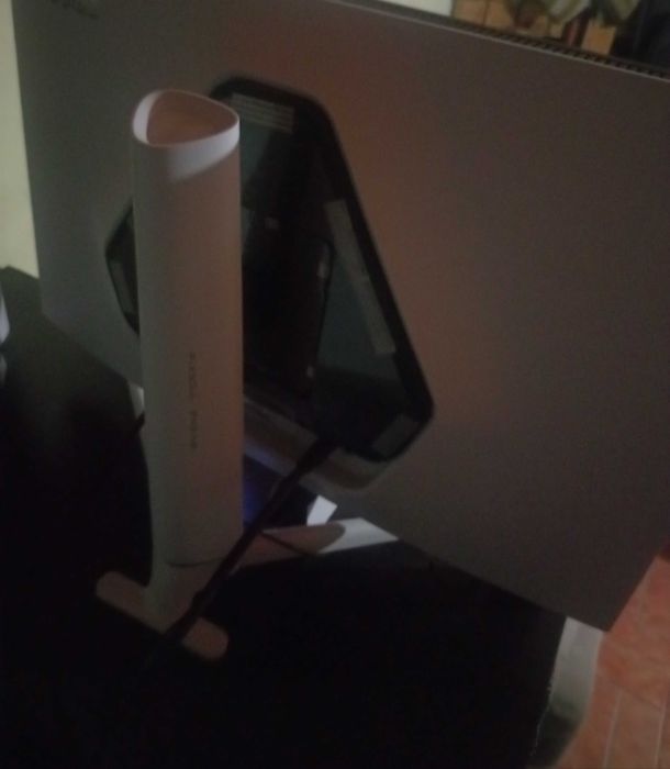 BenQ MOBIUZ EX271U 27" 4K 165Hz IPS — Excelente estado + fatura
