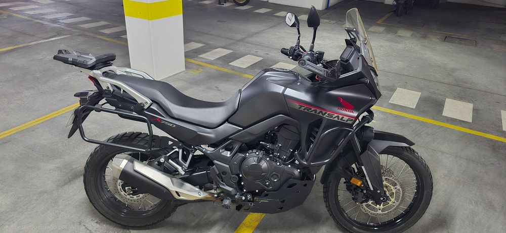 Honda Transalp 750