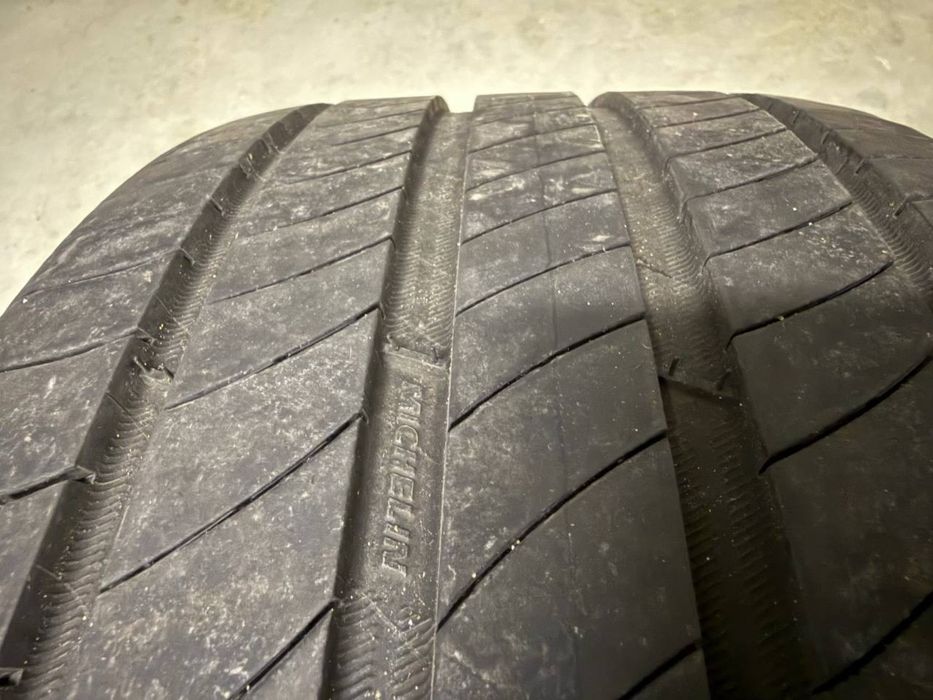 Michelin Primacy 4: 2×225/45 R18 95Y e 2×255/40 R18 99Y