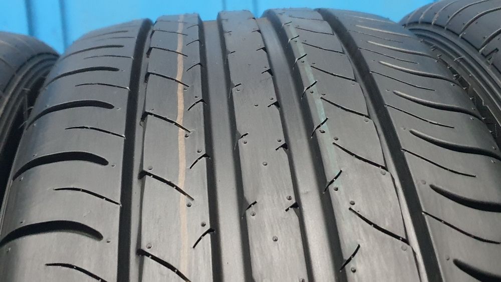 Sprzedam 4 x R18 Dunlop - Opony bez napraw