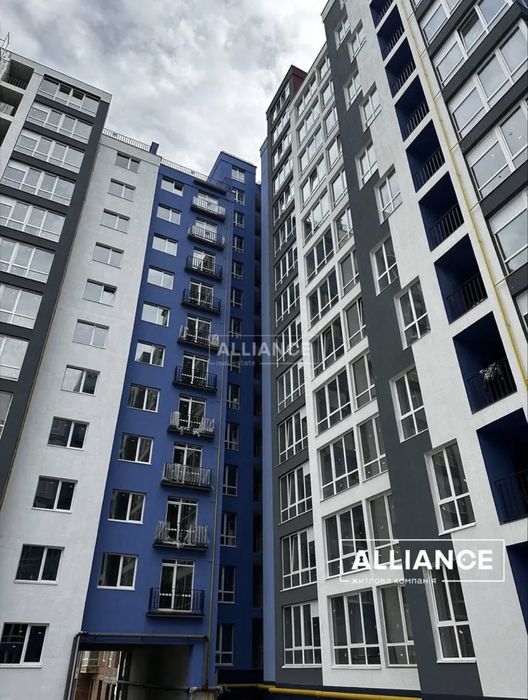 Терміновий продаж ! 2-х кімнатна квартира в центрі міста, ЖК Княгинин