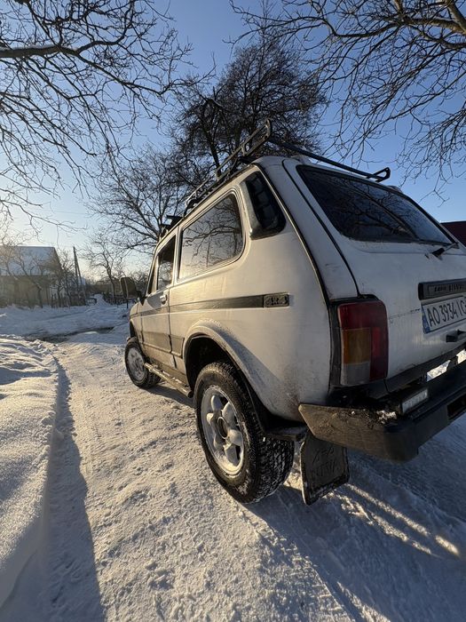 Продам ниву в доброму стані