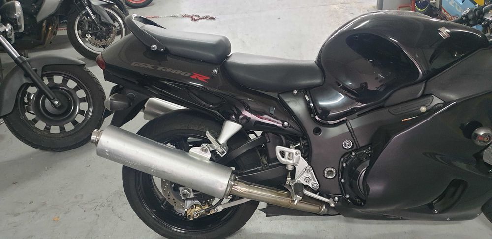 Moto em oprimo estado